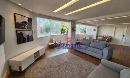 ## Apartamento de 180m² no São Francisco com 3 Quartos e Área de Lazer ##