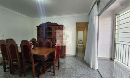 Lindo Apartamento Reformado 02 Quartos com Dependência,,Barra ,01 Garagem .
