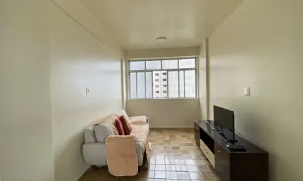 Apartamento Mobiliado 03 Quartos , Rio Vermelho ,01 Garagem .