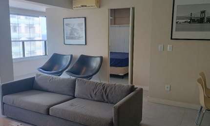 Lindo Apartamento Mobiliado 03 Quartos ,Ondina , 02 Garagens .