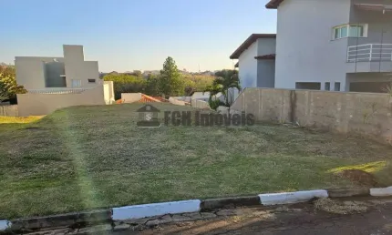 Terreno no Condomínio Portal Vale do Sol em Porto Feliz