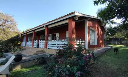 Chácara no Condomínio Aldeia dos Laranjais em Porto Feliz