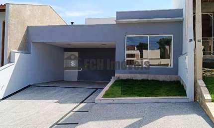 Casa no Condomínio Portal Vale do Sol em Porto Feliz