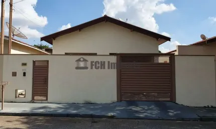Casa com 3 quartos à venda no Centro, Cerquilho 