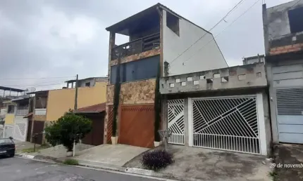 Casa de vila para venda em Laranjeiras com 5 quartos, sendo 3 suítes, 450m²
