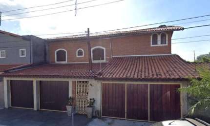 Sobrado para venda em Vila Clarice com 7 quartos, sendo 3 suítes, 270m²