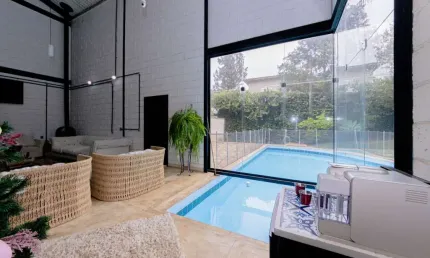 Casa no condomínio Condomínio Granja Caiapiá para venda com 2 quartos, sendo 2 suítes, 401m²