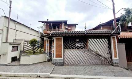 Sobrado para venda em Vila Albertina com 4 quartos, sendo 2 suítes, 333m²
