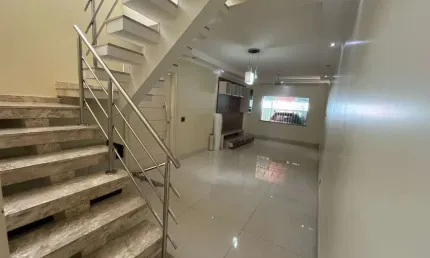 Sobrado para venda em Jardim Paraventi com 3 quartos, sendo 1 suíte, 158m²