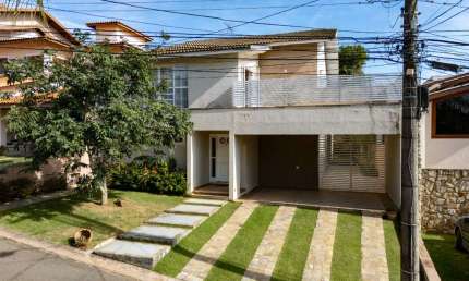 Casa no condomínio Condomínio Quinta da Malota II para venda com 3 quartos, sendo 1 suíte, 315m²