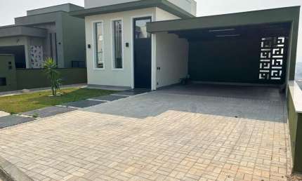 Casa no condomínio Villa Real para venda em Condomínio Villa Real de Bragança com 4 quartos, sendo 3 suítes, 282m²