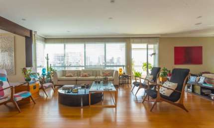 Apartamento tipo para venda com 4 quartos, sendo 4 suítes, 335m²