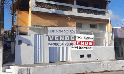 Casa com 4 quartos à venda na Rua Luiz XV, 1300, Nordeste, Natal, 175 m2 por R$ 175.000