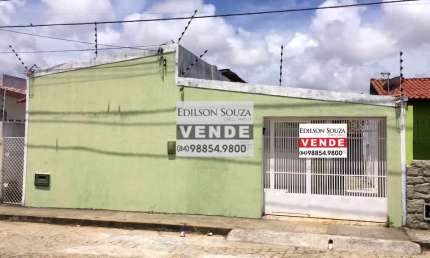 Casa com 4 quartos à venda na Rua dos Antúrios, 859, Capim Macio, Natal, 135 m2 por R$ 299.990