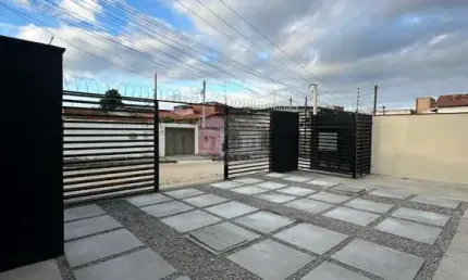 Casa em condomínio fechado com 2 quartos à venda na Rua Manoel Alcino Carioca, 056, Nova Esperança, Parnamirim, 61 m2 por R$ 180.000