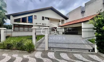 Casa com 5 quartos à venda no Centro, Ponta Grossa 