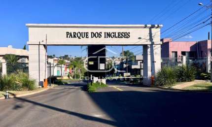 EXCELENTE CASA EM CONDOMÍNIO FECHADO NO JARDIM CARVALHO