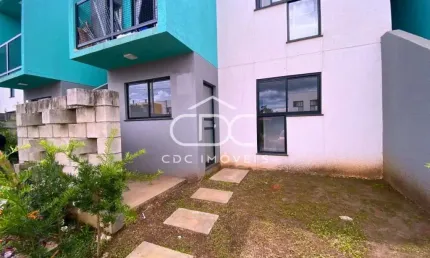 Ótimo apartamento em condomínio fechado em uvaranas