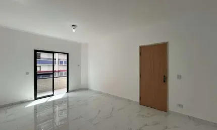 Apartamento 3 dormitórios sendo 1 suíte com 2 vagas de garagem na Guilhermina.