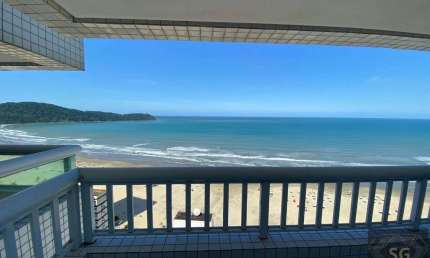 Apartamento à Venda em Vila Guilhermina, Praia Grande - SP