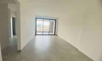 Apartamento duplex com 2 suítes + lavabo com 123m² de área privativa.