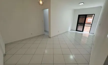 Apartamento 2 dormitórios sendo 1 suíte á venda na guilhermina, praia grande!