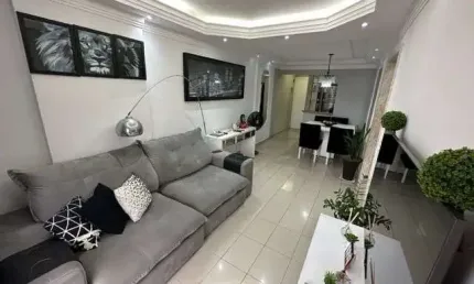 Apartamento de 2 dormitórios na guilhermina com lazer completo na praia grande