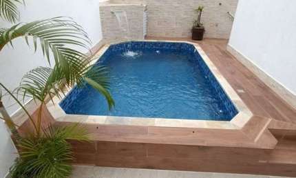 Excelente Sobrado com PISCINA e CHURRASQUEIRA na Aviação em Praia Grande/SP.
