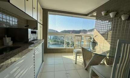 Apartamento de 2 quartos  mobiliado no canto do forte em Praia Grande-S.P.