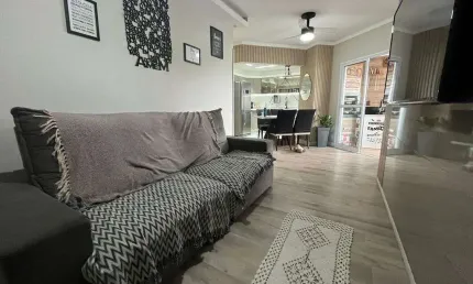 Lindo Apartamento de 2 Dormitórios sendo 1 suíte mobiliado na Vila Guilhermina