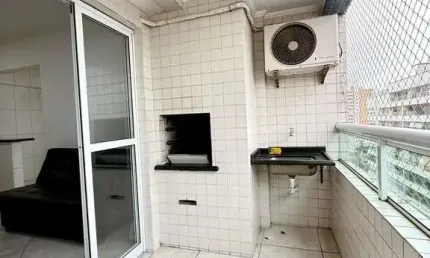 Ótimo apartamento de 1 dormitório com churrasqueira na sacada na Ocian /PG