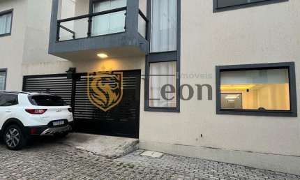Casa Impecável em Lauro de Freitas - 3 Quartos com Possibilidade de 4, Ampla Garagem!