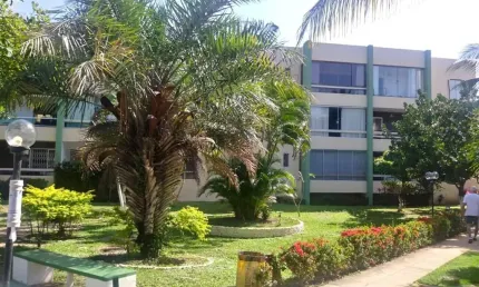 Apartamento Reformado 3/4 com Suíte a 200m da Praia de Vilas