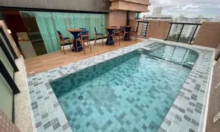 Cobertura Duplex Espetacular no Alphaville 1 – Finamente Mobiliada e com Piscina Privativa