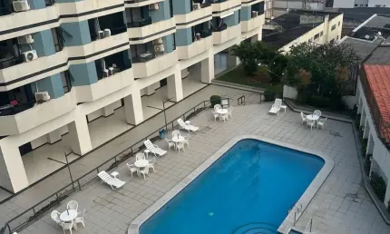 Alugo apartamento de 1/4 mobiliado na barra com vista para o mar