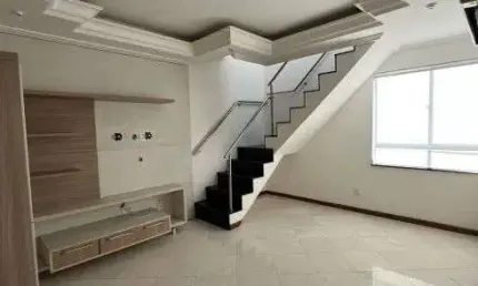 Excelente cobertura duplex de 3/4, sendo 2 suítes, no Imbuí