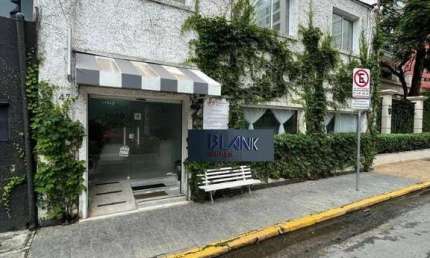 Casa com 4 dormitórios para alugar, 200 m² por R$ 26.000,00/mês - Itaim Bibi - São Paulo/SP