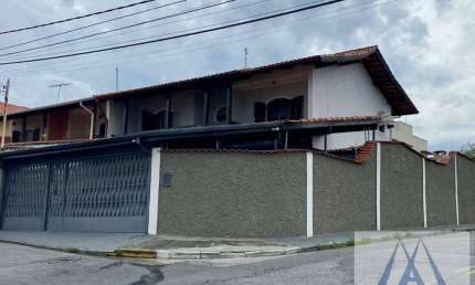 Casa com 3 quartos à venda na Vila Nova Socorro, Mogi das Cruzes 