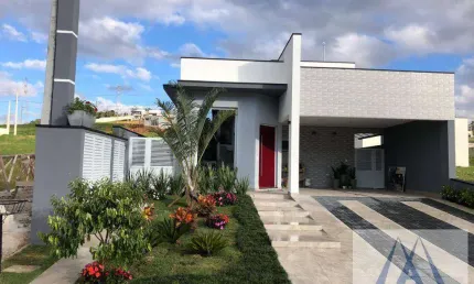 CASA TÉRREA CONDOMÍNIO VENEZA 3 DORMITÓRIOS - CESAR DE SOUSA
