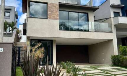 SOBRADO EM CONDOMINIO FECHADO - 3 DORMITÓRIOS - BELLA CITTA