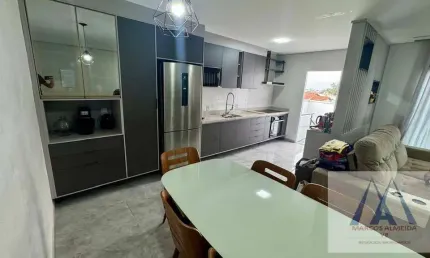 Casa com 2 dormitórios e uma suíte no jardim Universo
