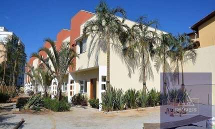 SOBRADO COM 03 DORMITÓRIOS - VILLAGIO ITAPETY - VILA OLIVEIRA