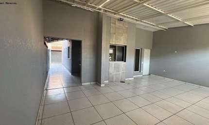 Casa para Venda em Indaiatuba, Parque Residencial Sabiás, 3 dormitórios, 1 suíte, 2 banheiros, 2 vagas