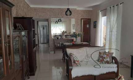SOBRADO Á VENDA NO CONDOMINIO RESIDENCIAL VEREDAS COM 4 SÚITES, PISCINA E 202,15M² / MOGI DAS CRUZES SP