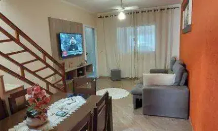 Sobrado para Venda em Mogi das Cruzes, Jardim Universo, 3 dormitórios, 3 banheiros, 2 vagas