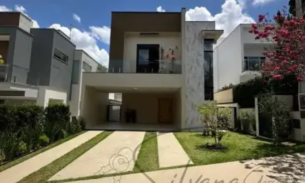 Casa de Condomínio à Venda no Fazenda Rodeio   3 Suítes, 210m²  R$ 2.550.000 / Mogi dasCruzes / SP