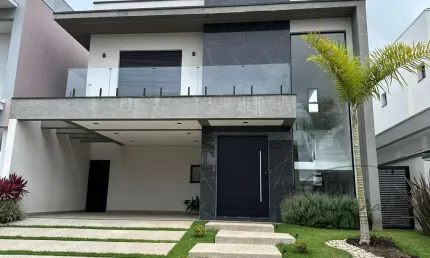 CASA Á VENDA NO CONDOMINIO MOSAICO ESSENCE COM PISCINA, 3 SUITES E 200M² DE AREA CONSTRUIDA / MOGI DAS CRUZES SP