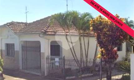 Casa com 3 quartos à venda no Centro, Saltinho 