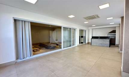 Apartamento com 4 quartos para locação em Centro - SP