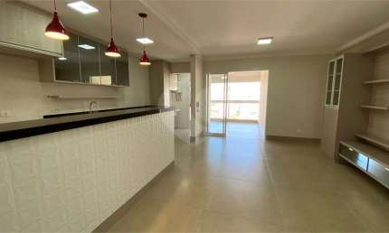 Apartamento com 3 quartos para locação em Cidade Alta - SP
